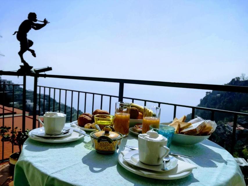Bed and Breakfast Domus Gaia Амальфи Экстерьер фото